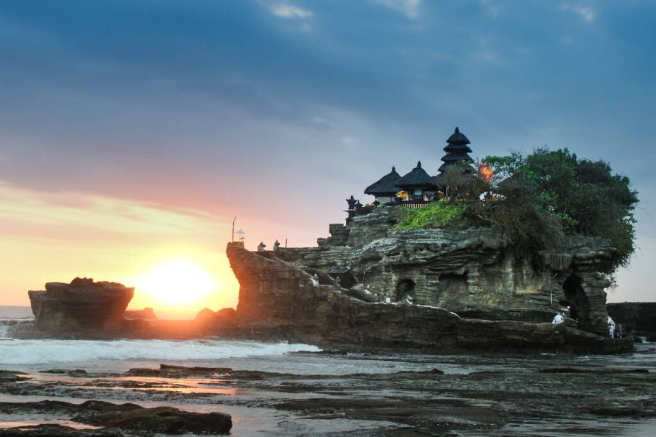 Descubre El Origen De Indonesia Viajes Amigo Travel